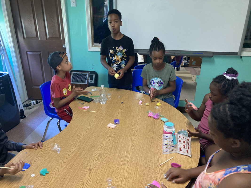 Oak Bridge students — moment 6